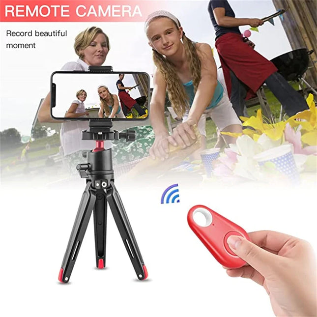 Pet Smart GPS Tracker with Bluetooth connectivity for secure tracking of pets and valuables.